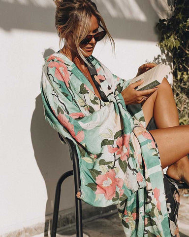 Green Vintage Retro Night Garde Cover up